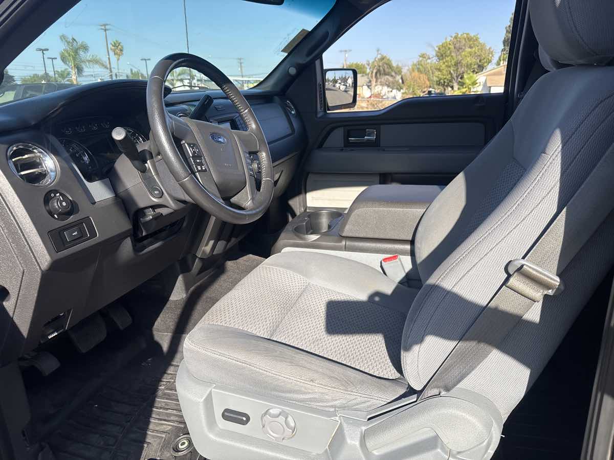 2014 Ford F-150 XLT photo 5