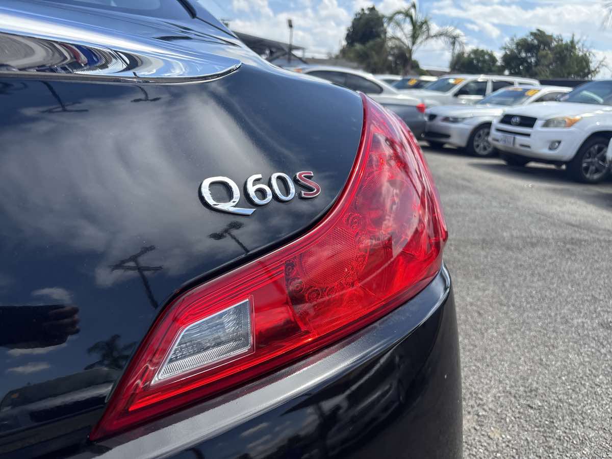 2014 Infiniti Q60 Coupe Journey photo 6