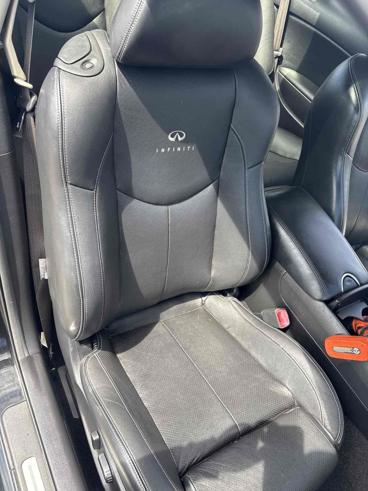 2014 Infiniti Q60 Coupe Journey photo 18