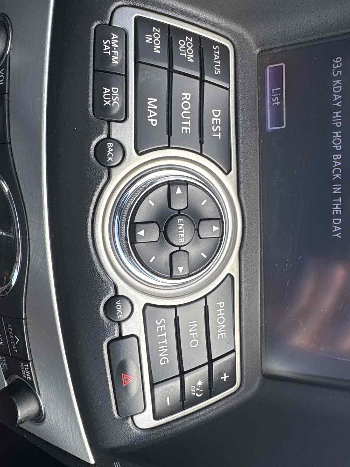 2014 Infiniti Q60 Coupe Journey photo 26