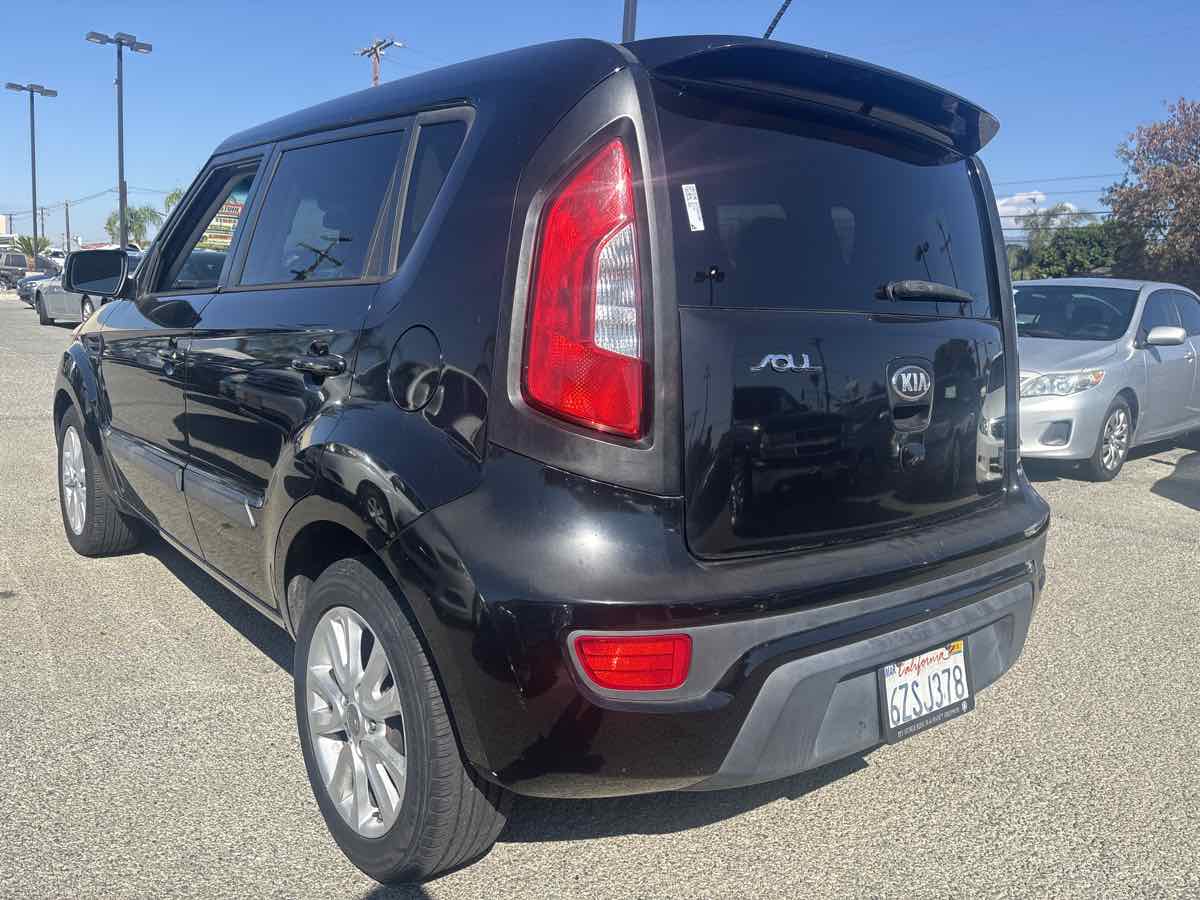 2013 Kia Soul photo 2