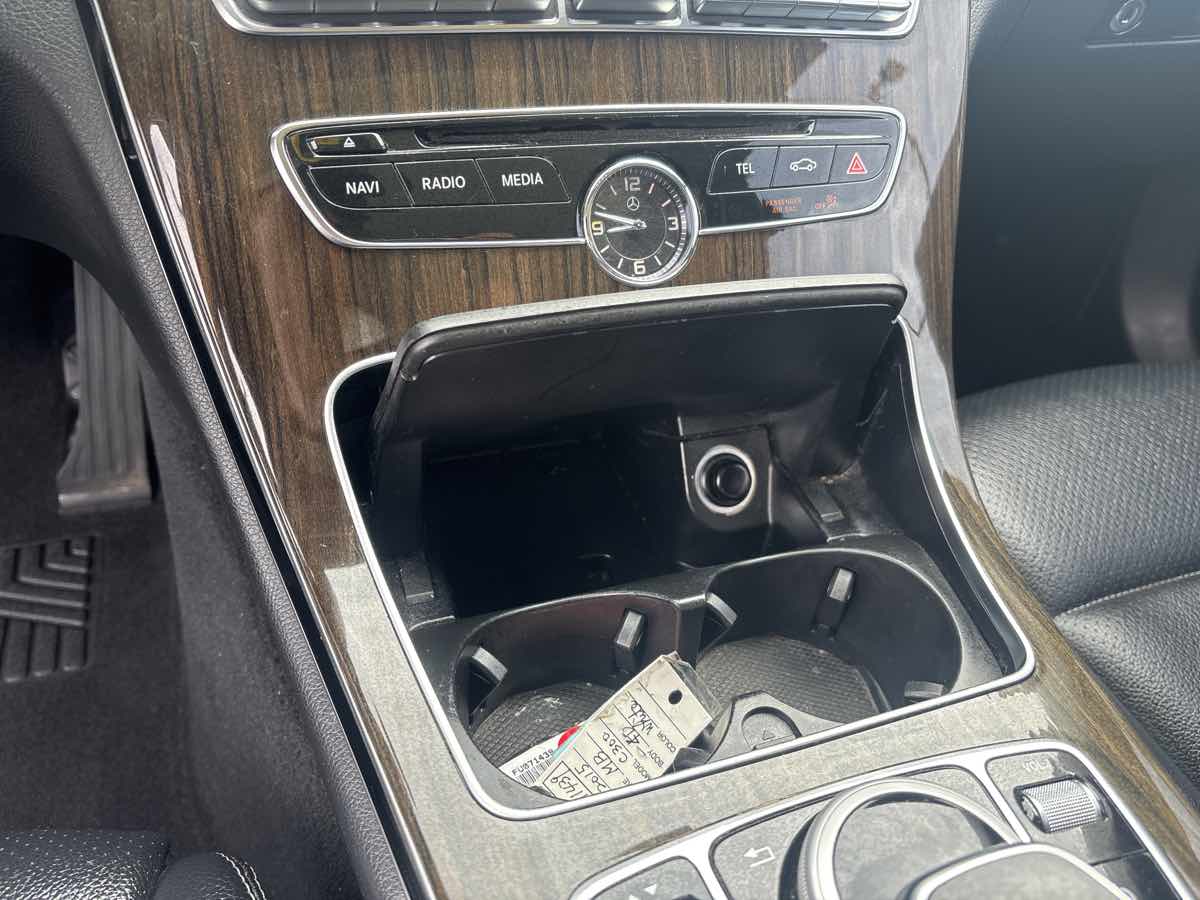 2015 Mercedes Benz C 300 photo 15