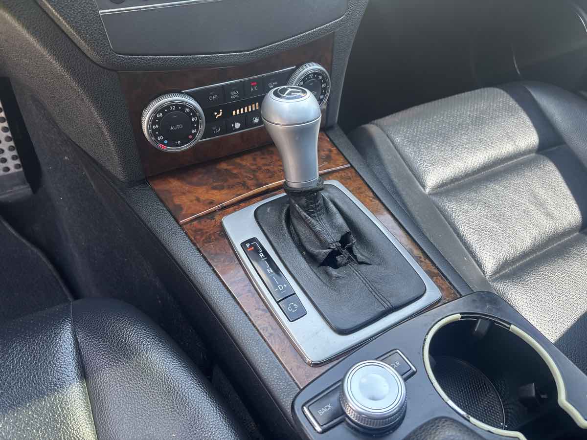2010 Mercedes Benz C 300 Sport Sedan photo 15