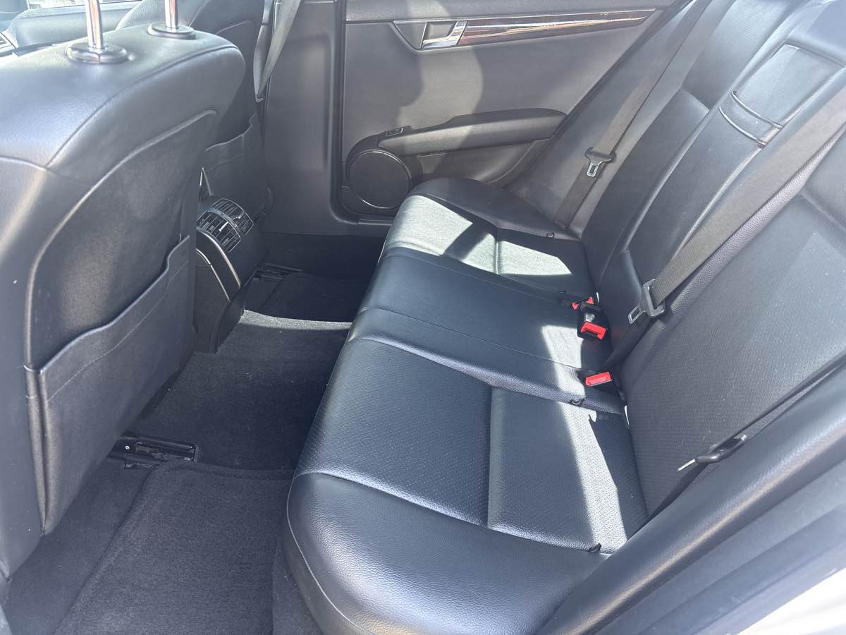 2010 Mercedes Benz C 300 Sport Sedan photo 21