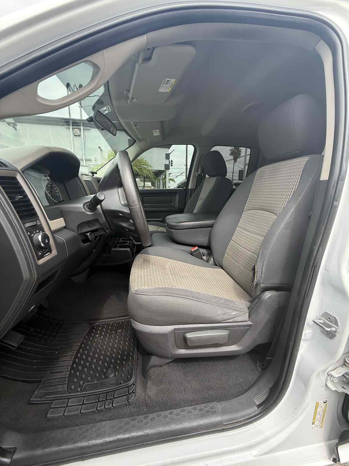 2012 Ram 1500 Express photo 11