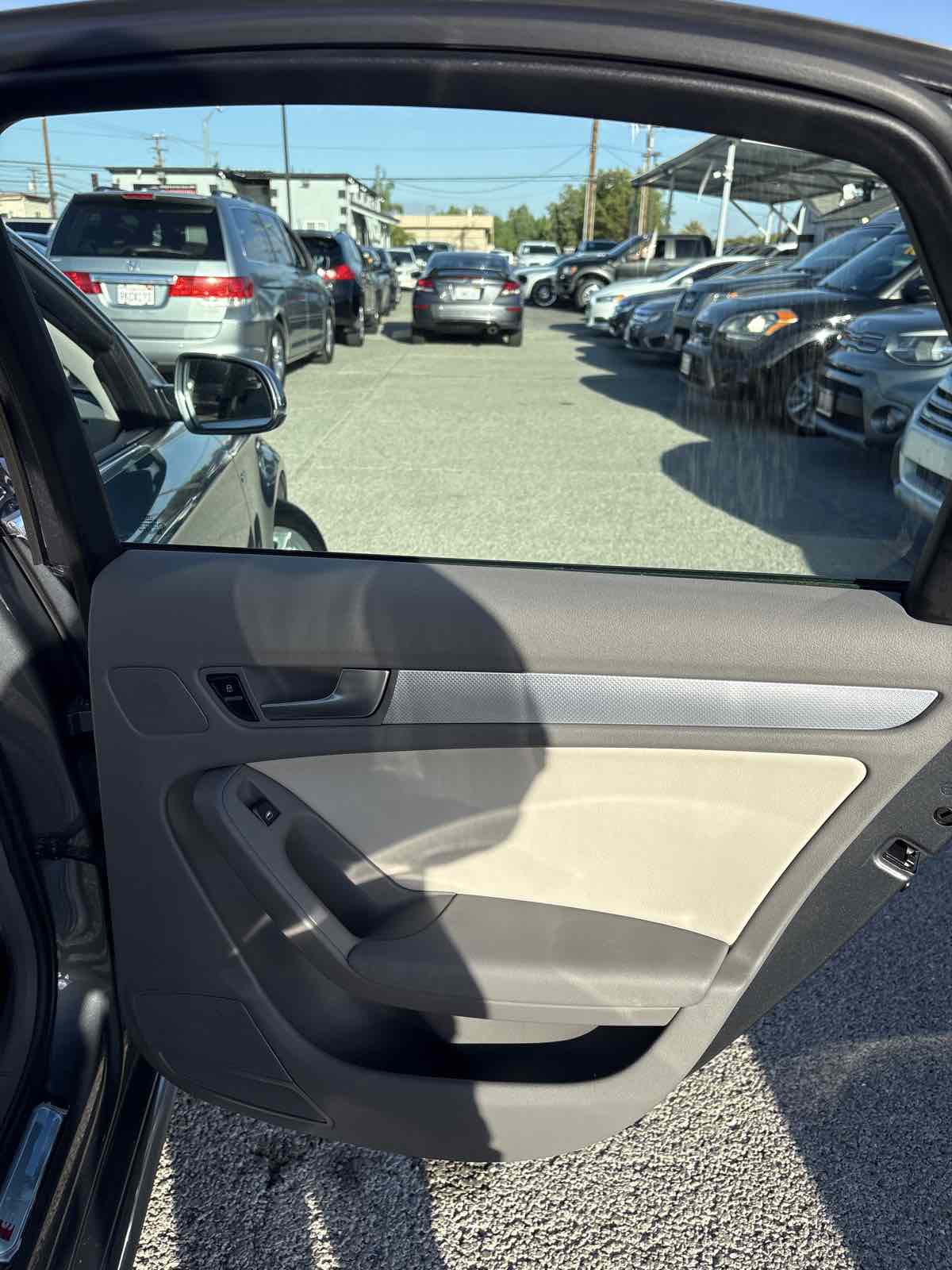 2012 Audi A4 2.0T Premium Plus photo 14