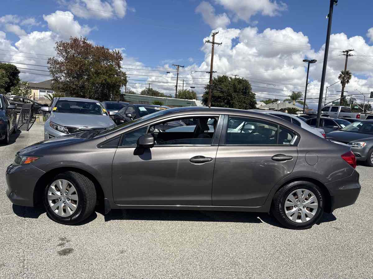 2012 Honda Civic LX photo 4