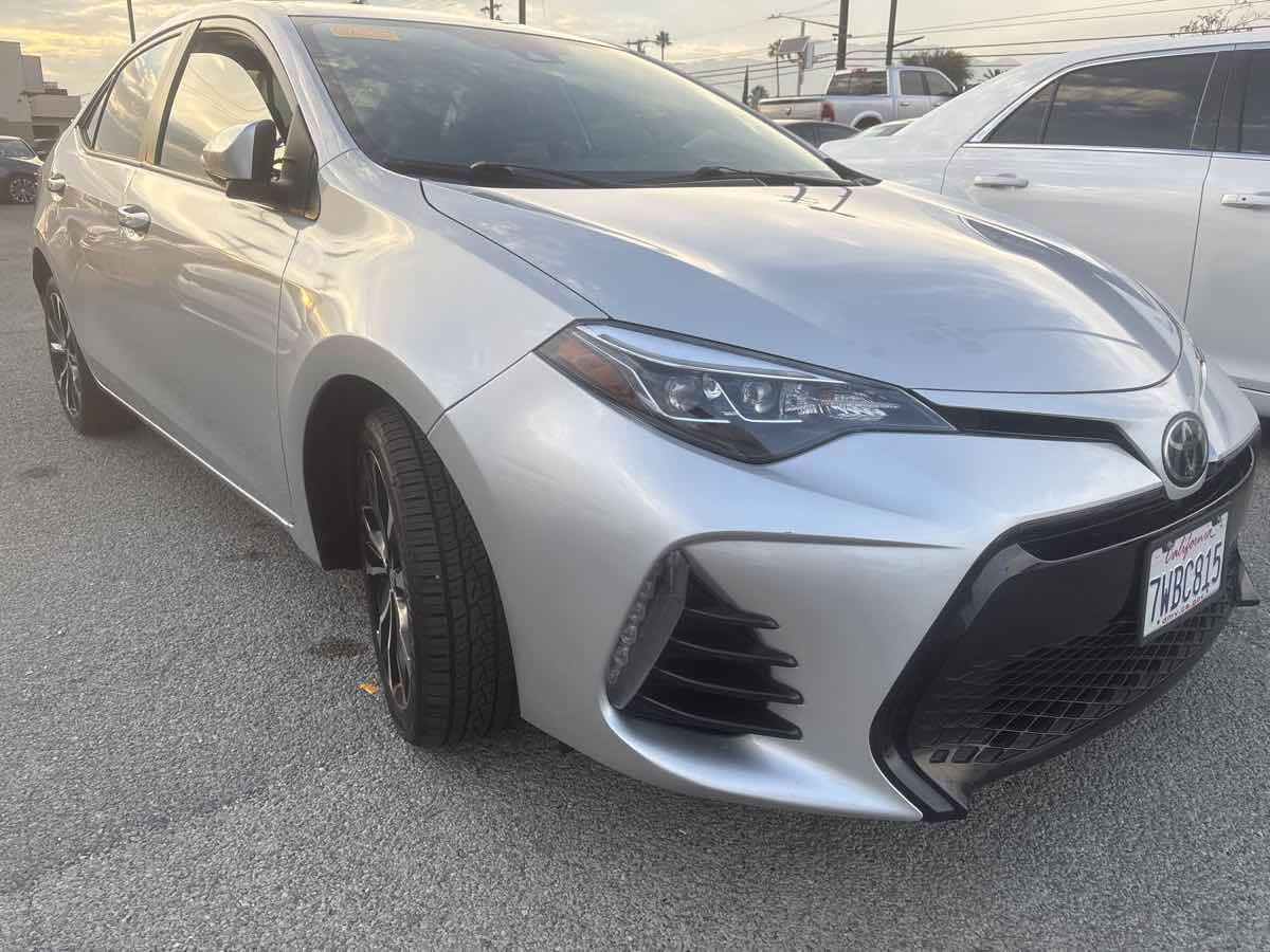 2017 Toyota Corolla XLE XSE Special Edition photo 4