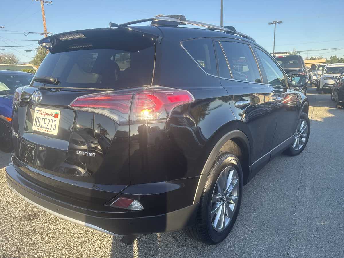 2016 Toyota RAV4 Limited photo 2