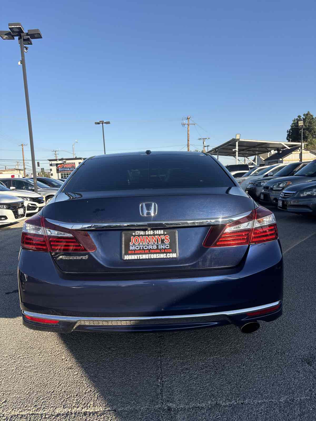 2017 Honda Accord EX-L photo 3