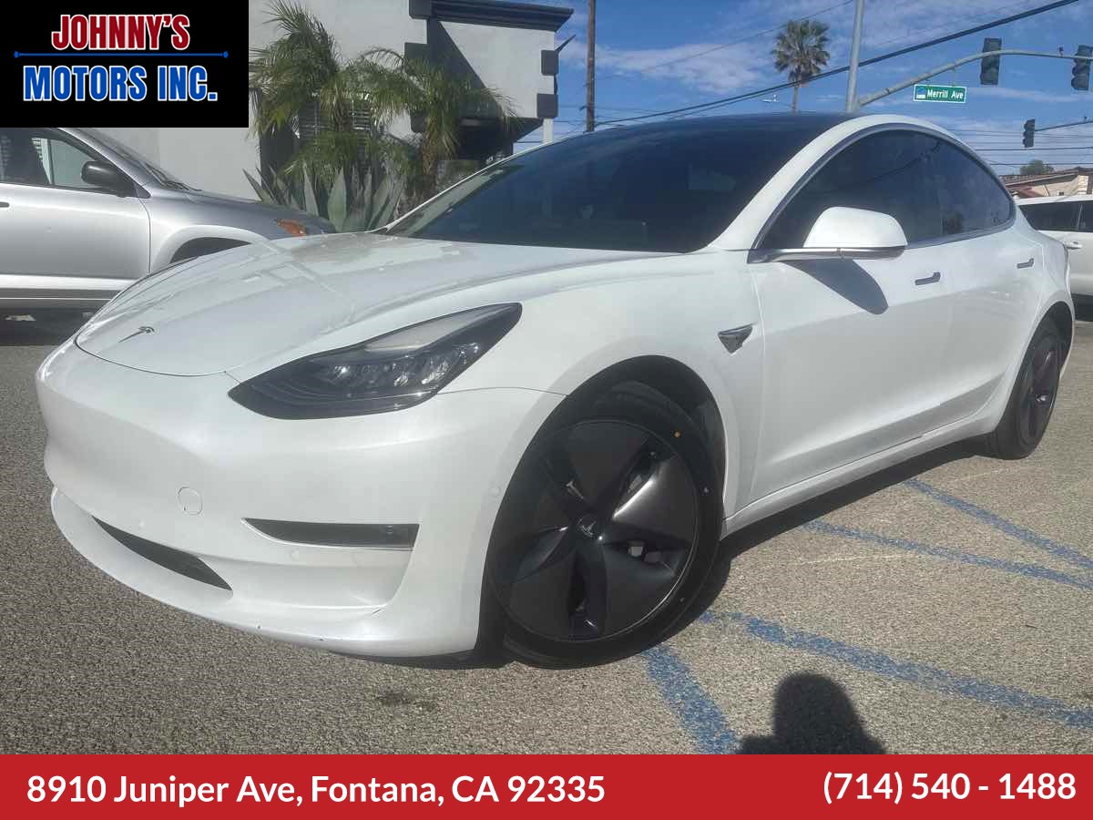 2019 Tesla Model 3 Rear-Wheel Drive Mid Range's photo