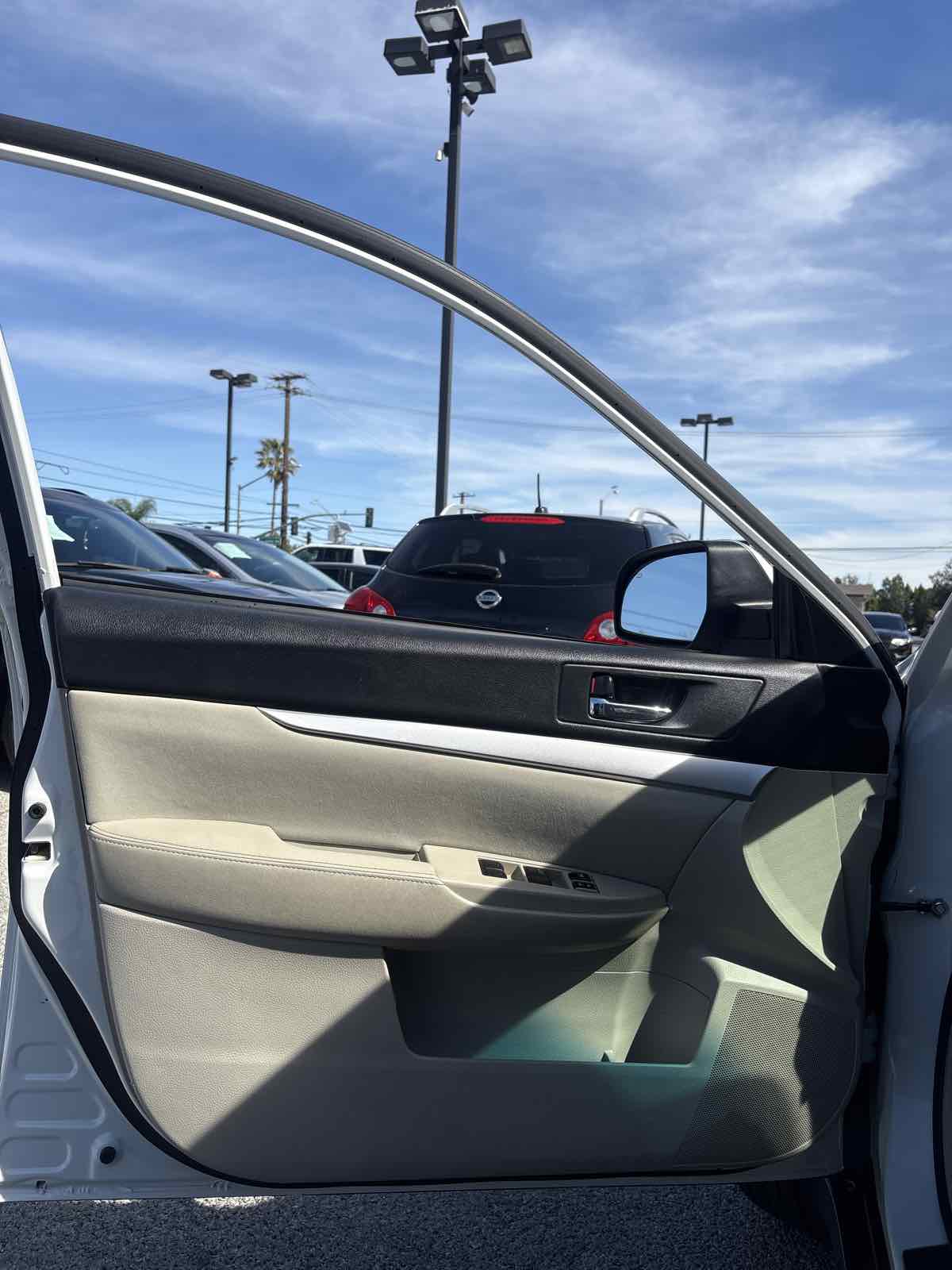 2012 Subaru Outback Premium - Photo 6