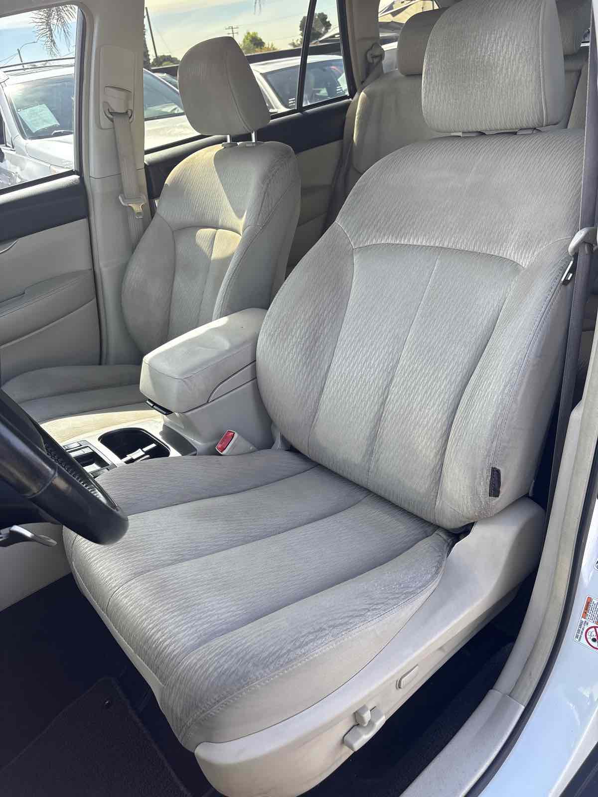 2012 Subaru Outback Premium - Photo 8