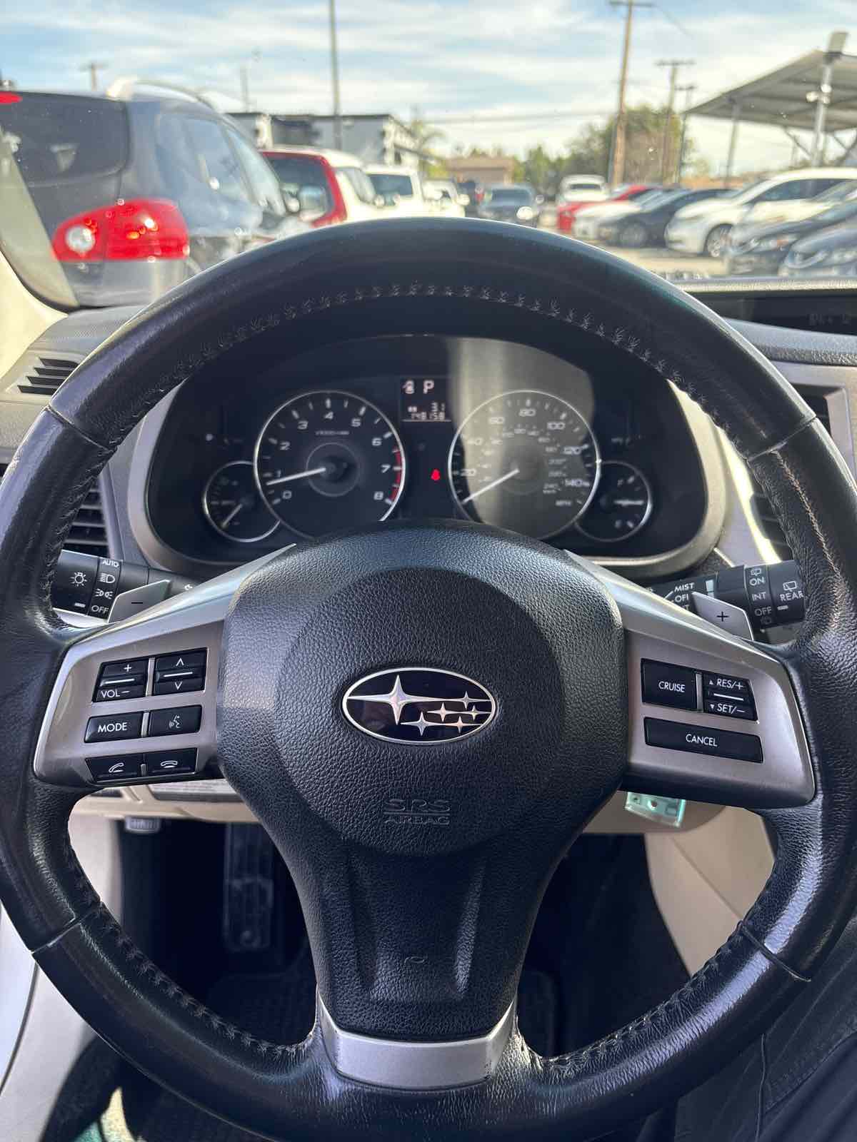 2012 Subaru Outback Premium - Photo 19