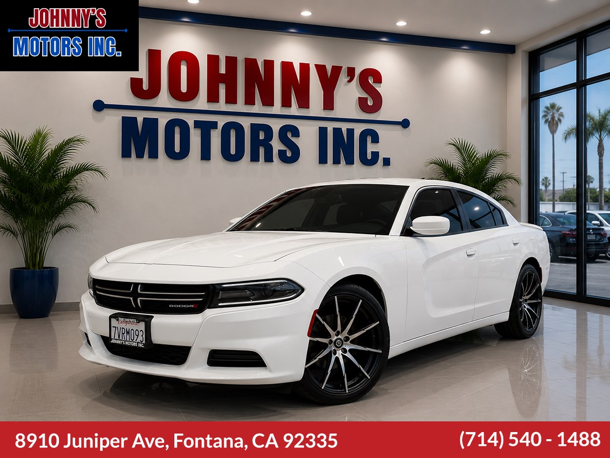 2015 Dodge Charger SE's photo