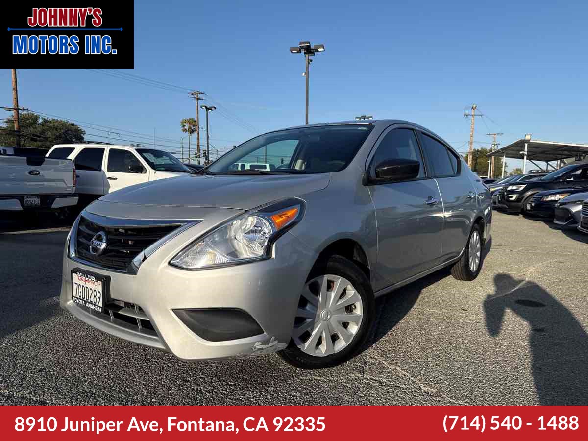 2015 Nissan Versa 1.6 SV CVT's photo