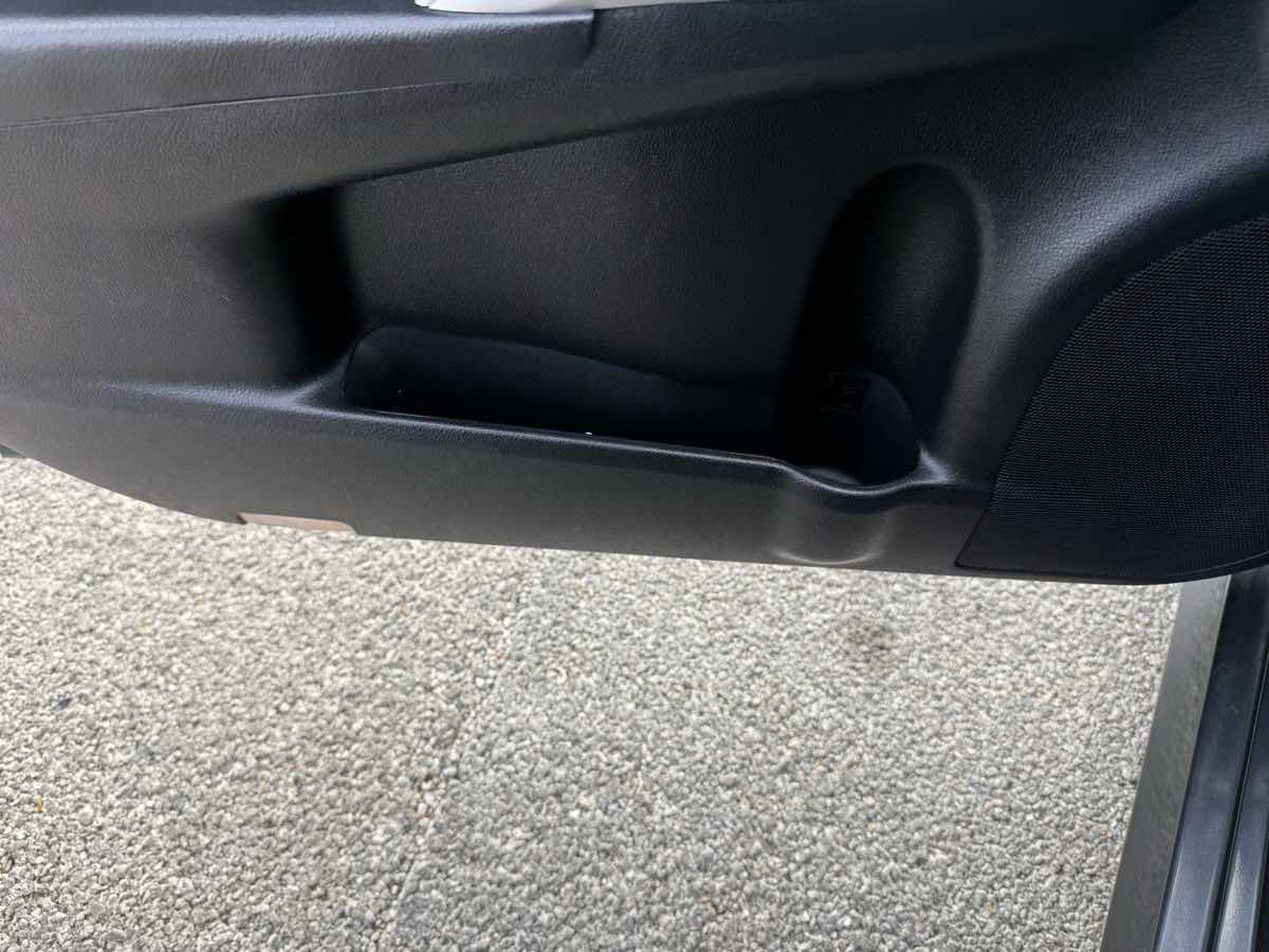 2014 Toyota Camry SE - Photo 8