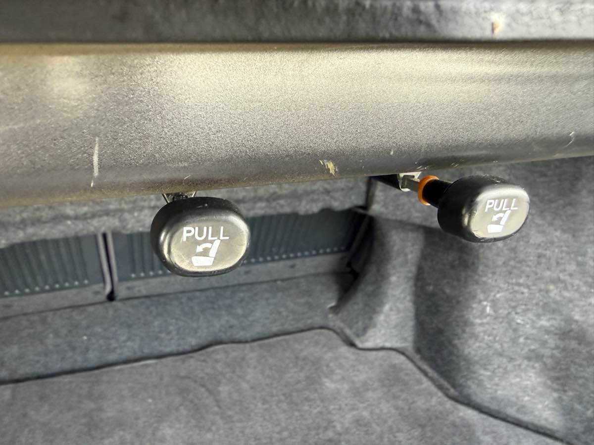 2014 Toyota Camry SE - Photo 25
