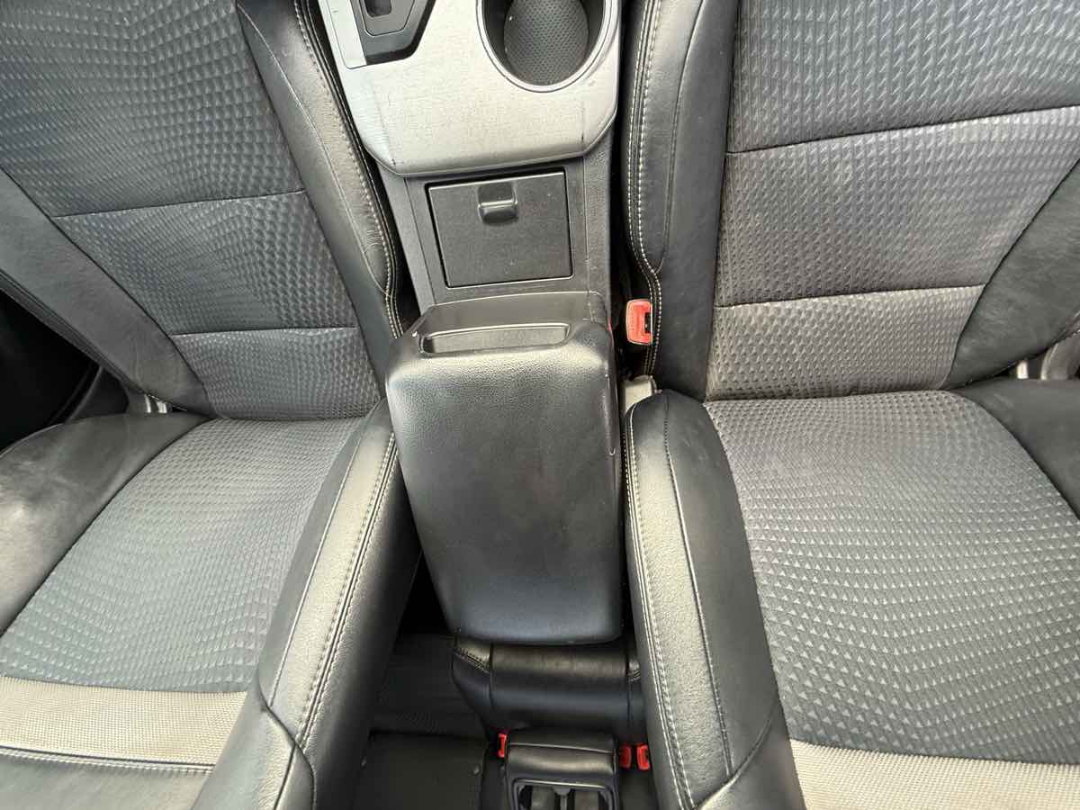 2014 Toyota Camry SE - Photo 43