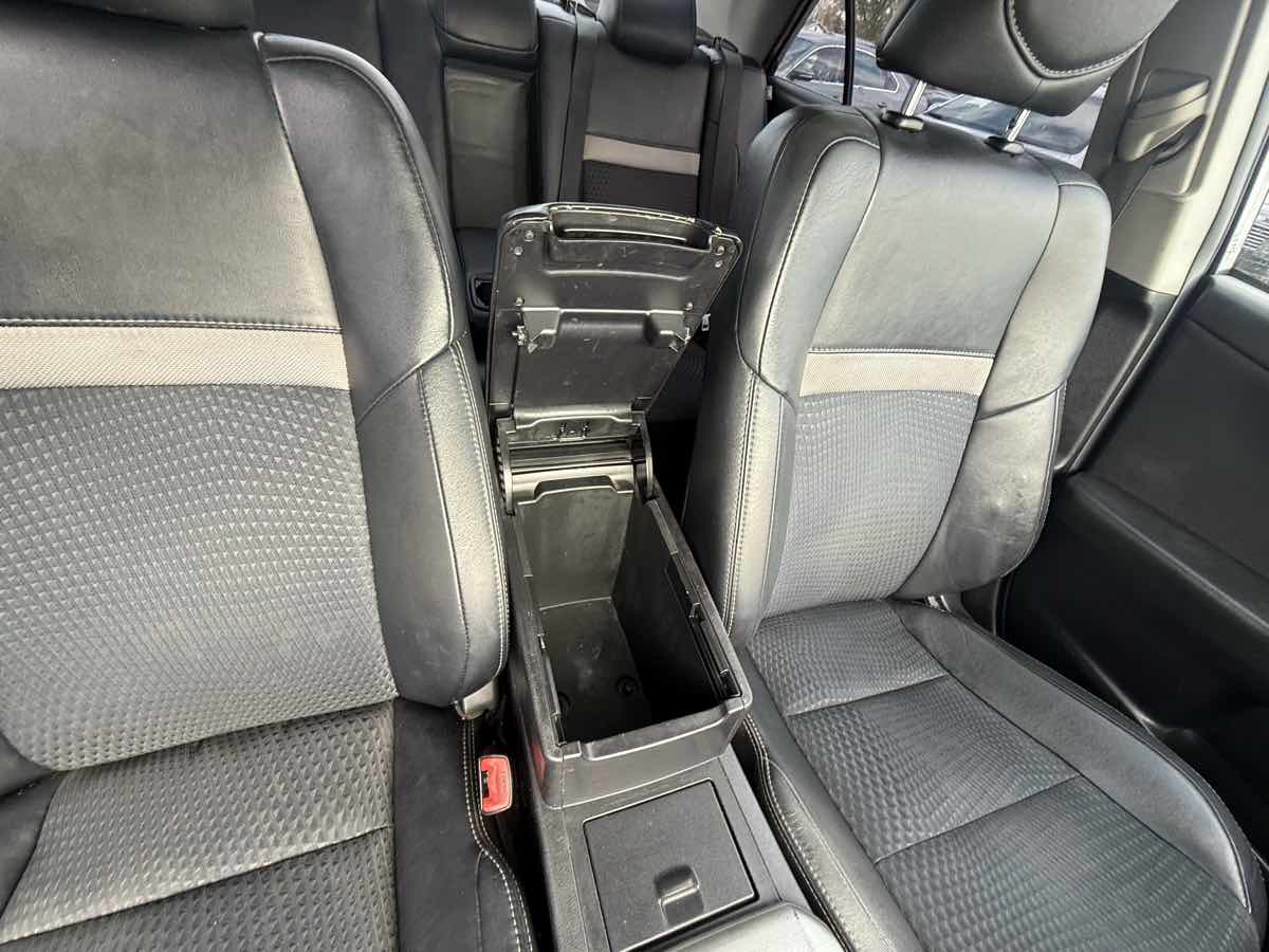 2014 Toyota Camry SE - Photo 44