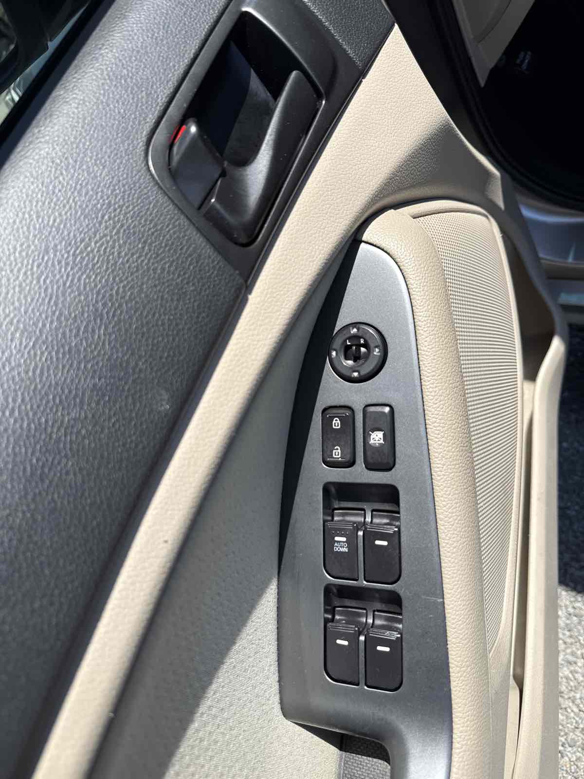 2015 Kia Optima LX - Photo 7