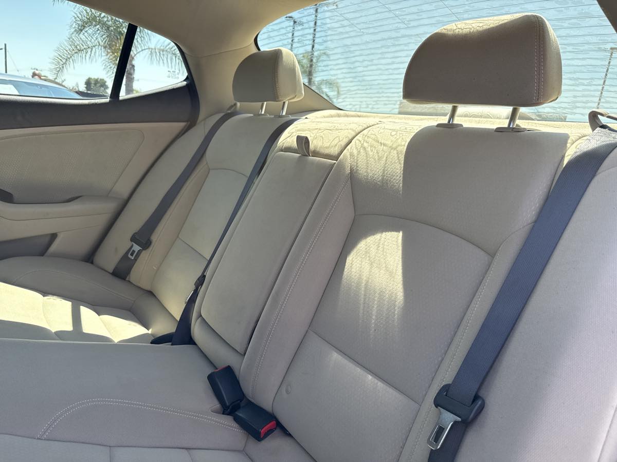 2015 Kia Optima LX - Photo 11