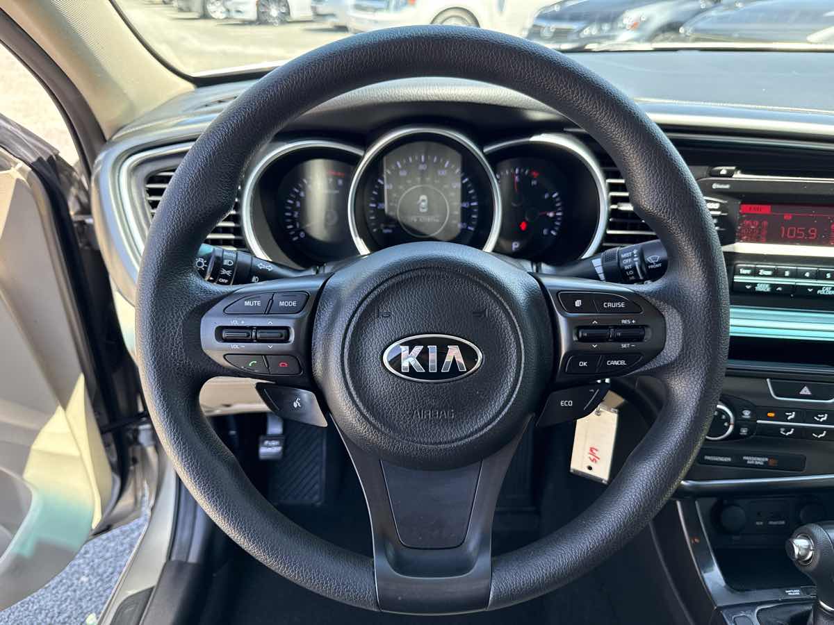 2015 Kia Optima LX - Photo 23