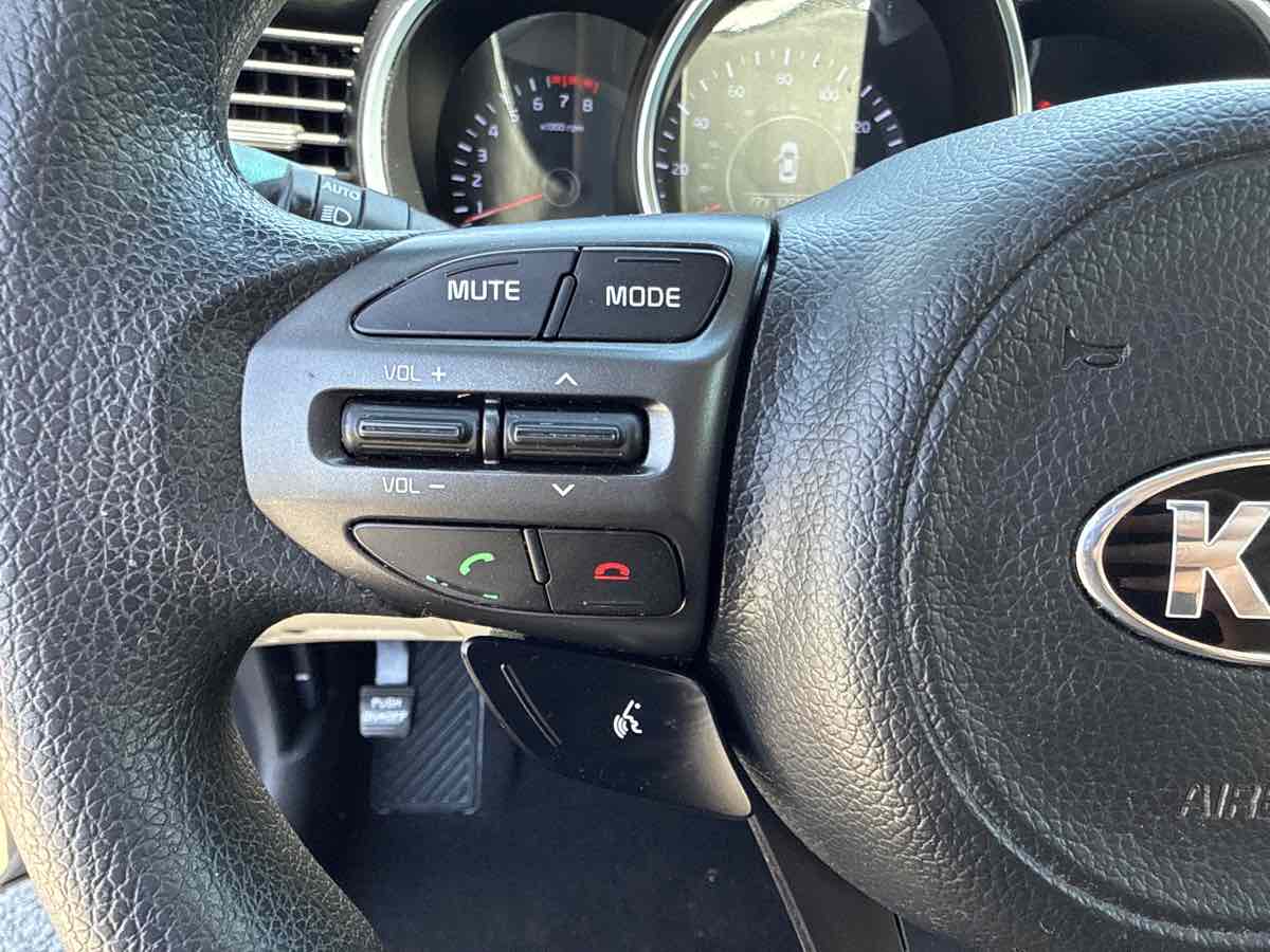 2015 Kia Optima LX - Photo 24