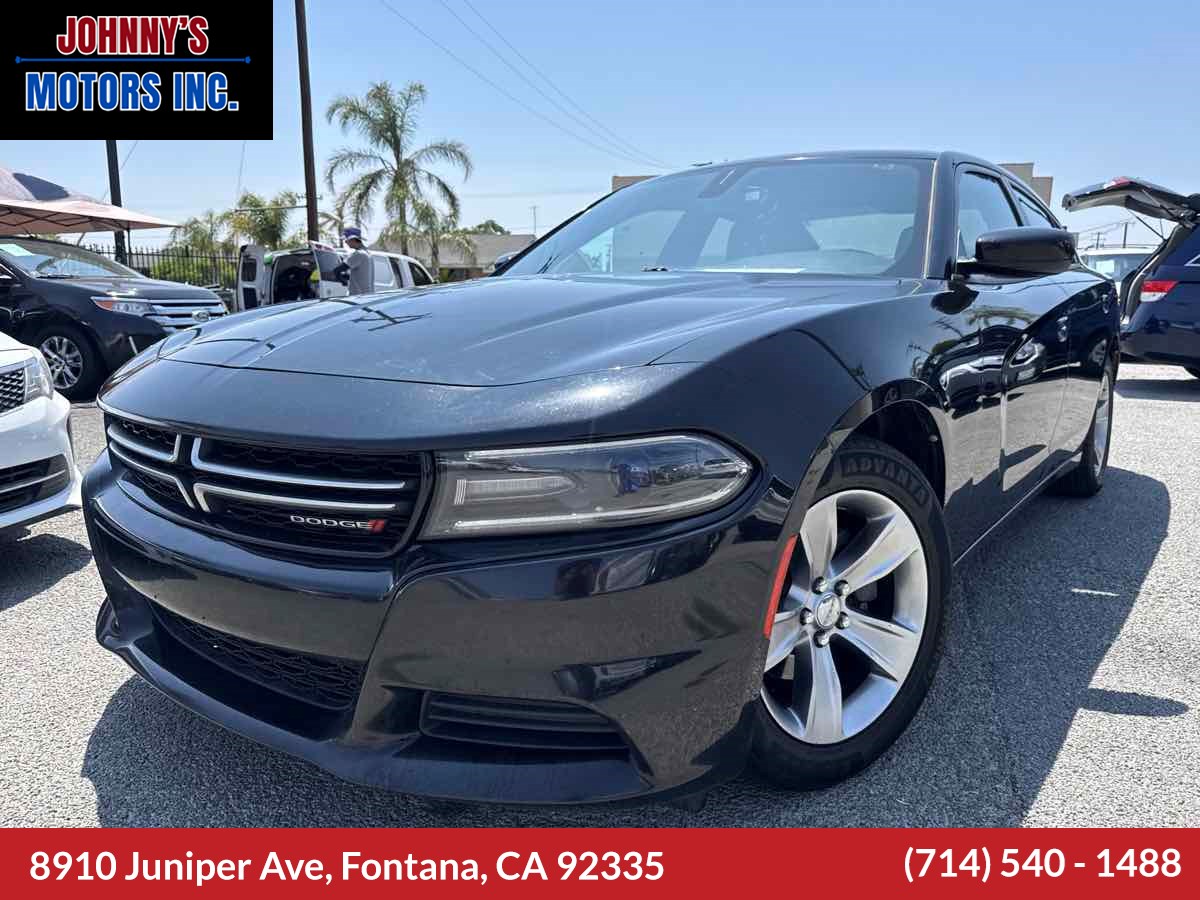 2015 Dodge Charger SE's photo