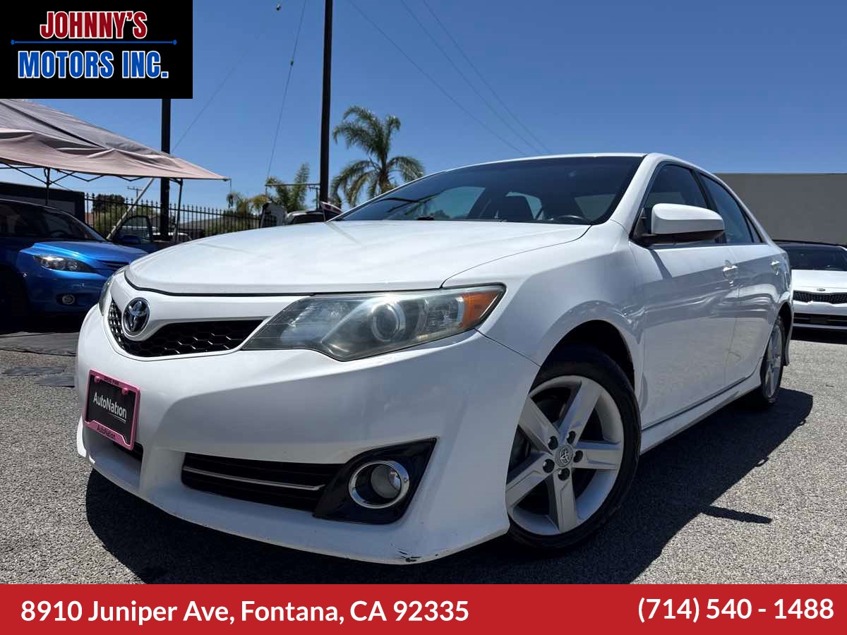 2012 Toyota Camry's photo
