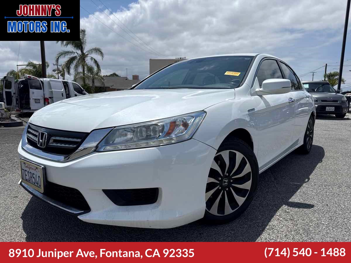 2014 Honda Accord Hybrid Touring's photo