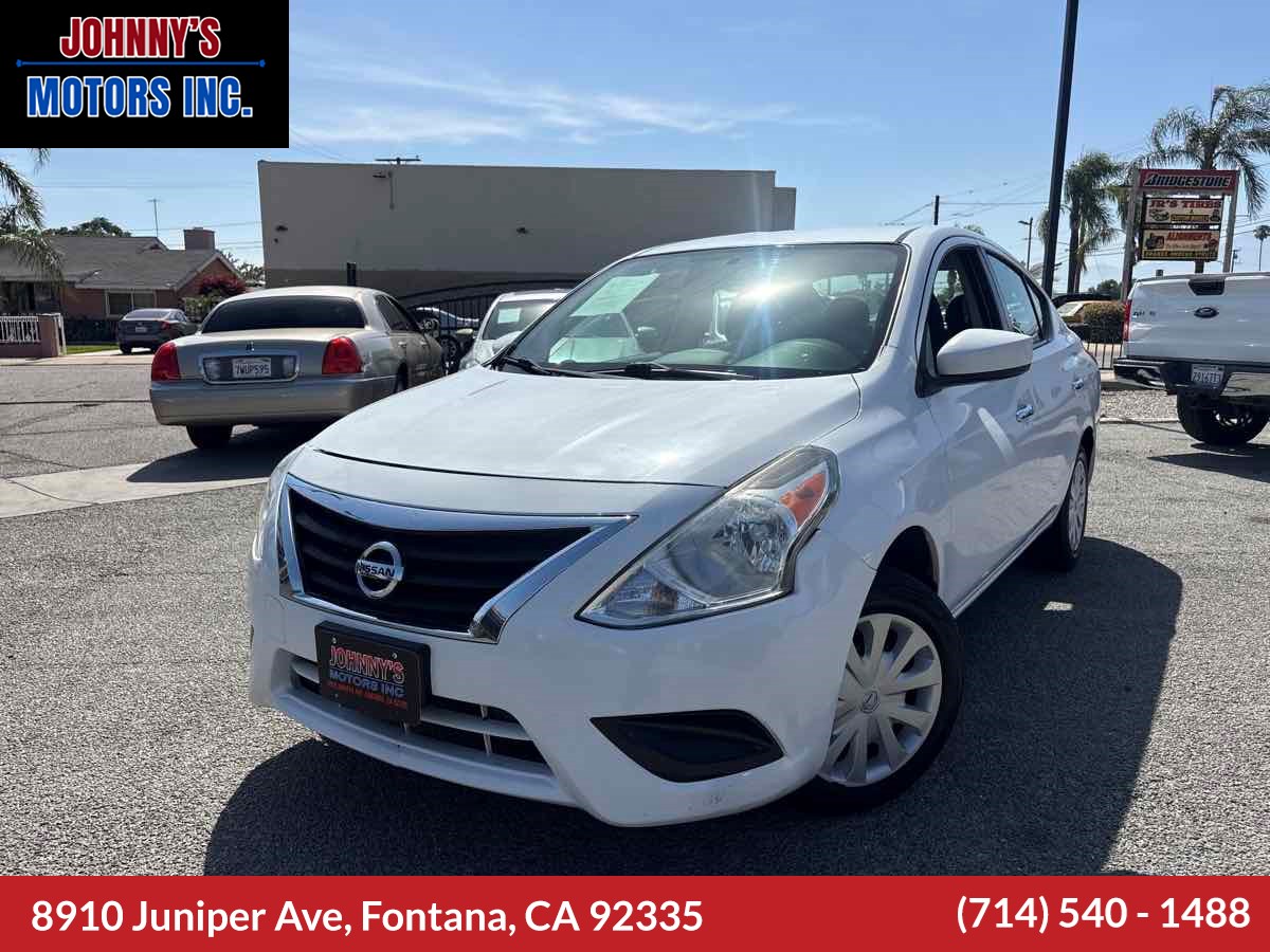 2018 Nissan Versa 1.6 SV CVT's photo