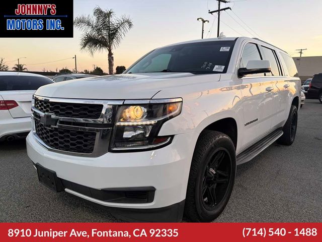 Summit White 2017 Chevrolet Suburban SUV / Crossover Four-Wheel Drive Automatic