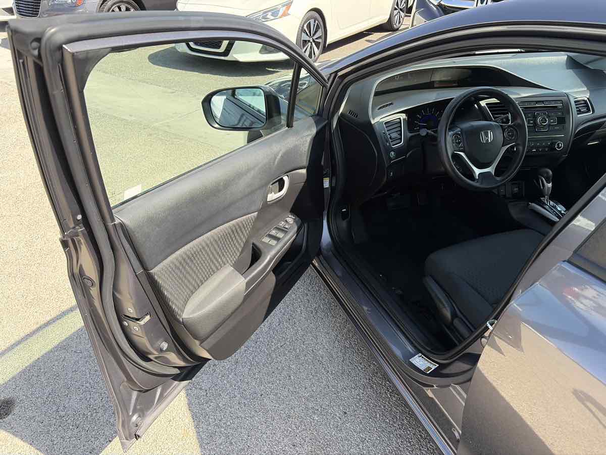2015 Honda Civic LX - Photo 6