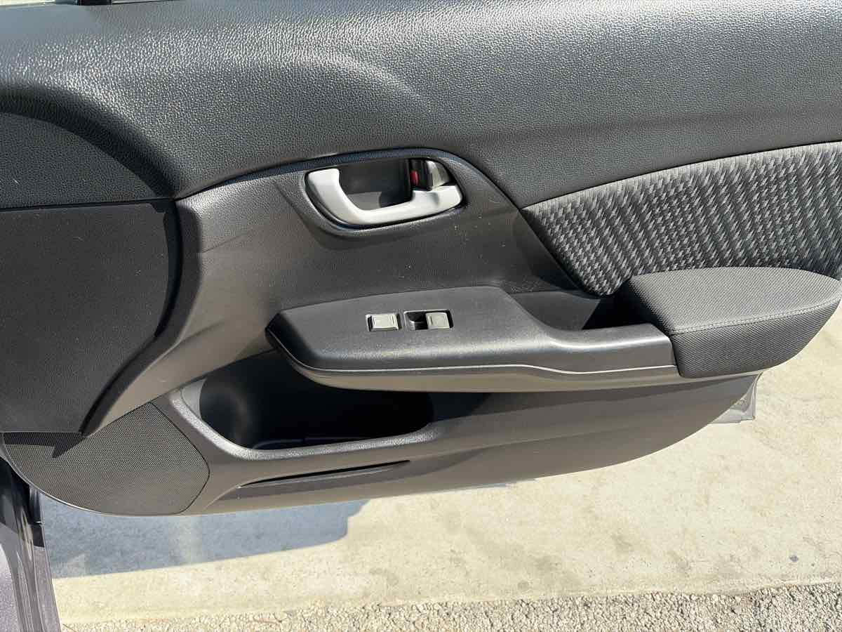 2015 Honda Civic LX - Photo 28