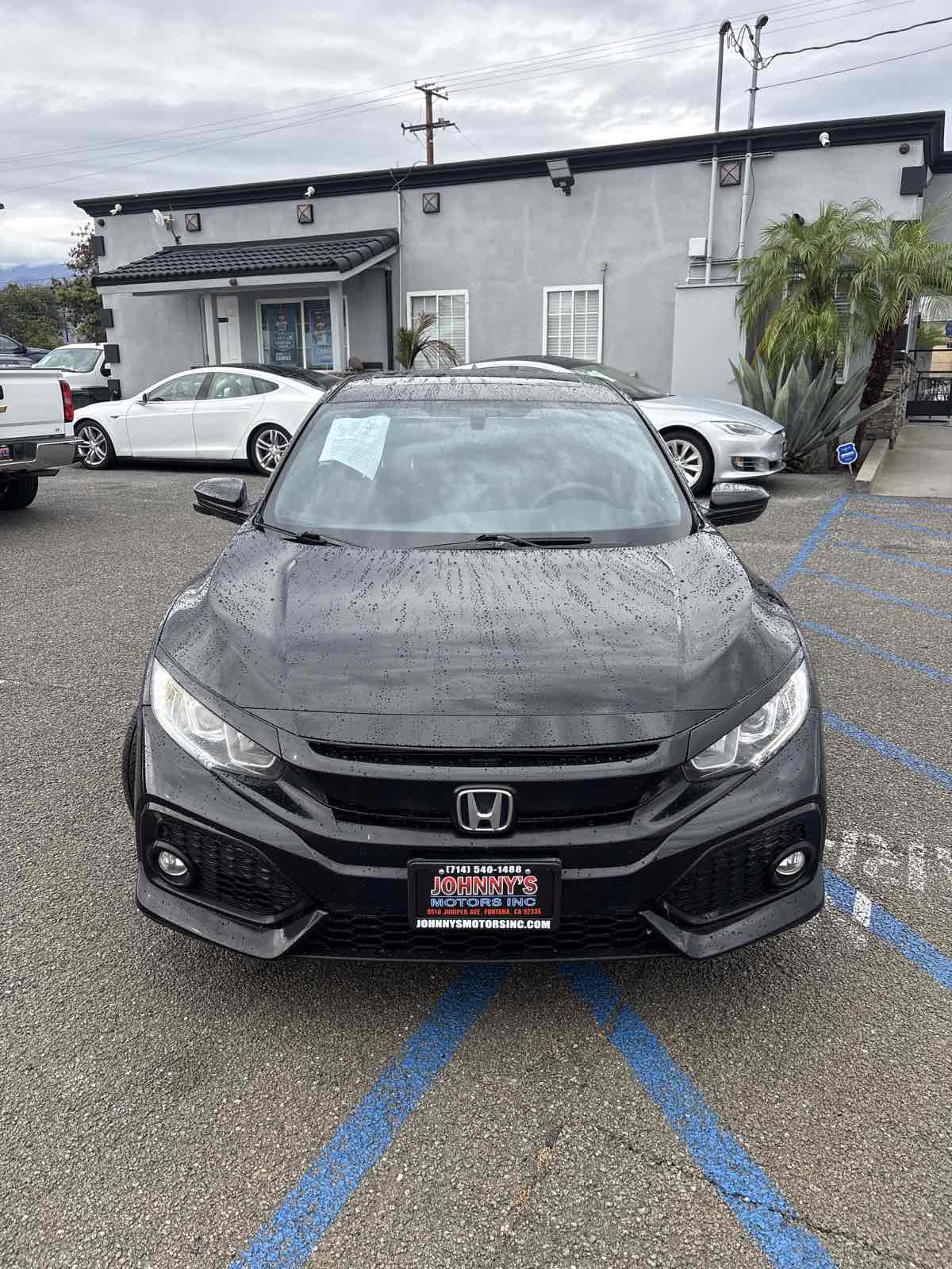 Honda Civic photo 2