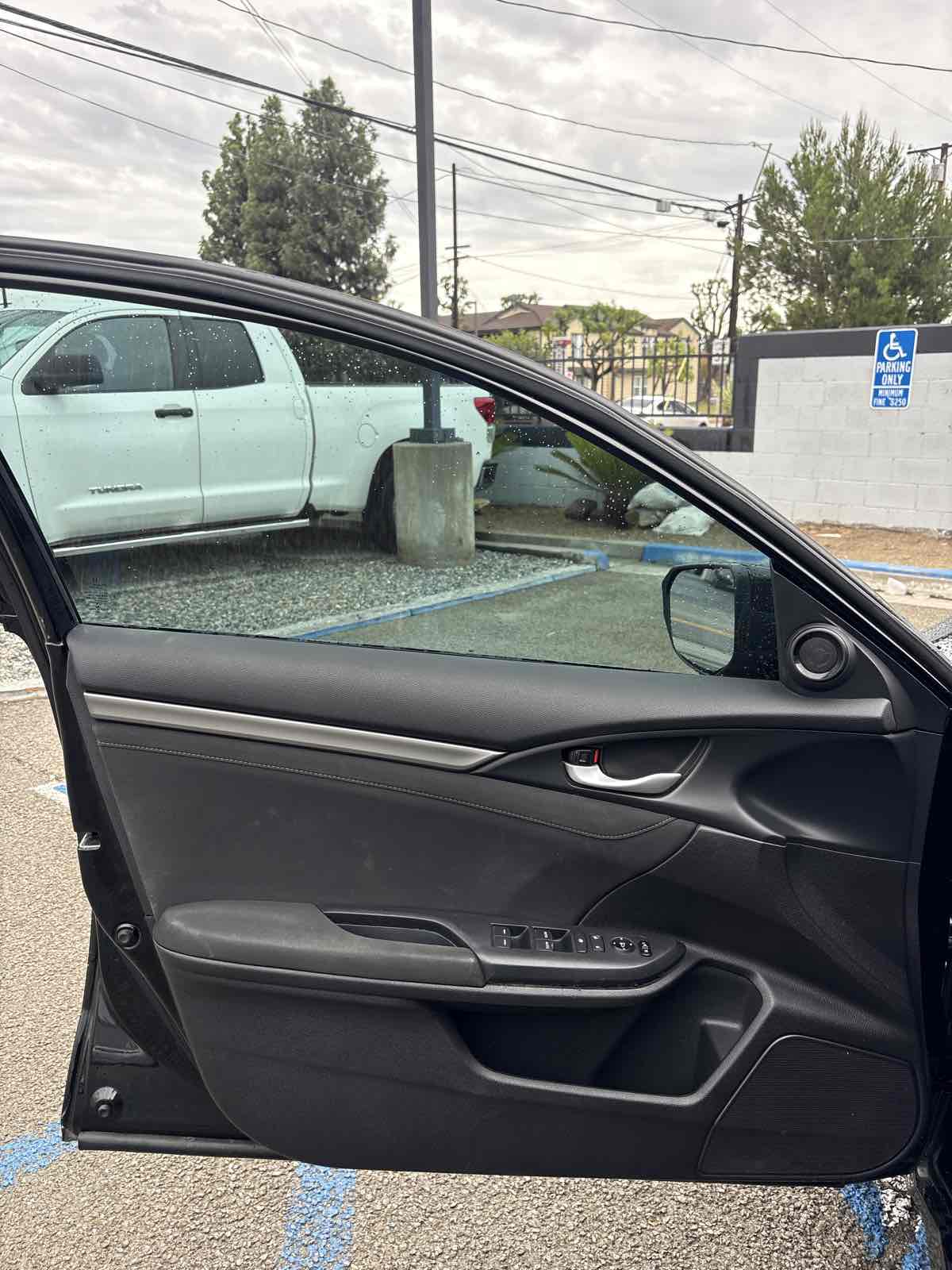 Honda Civic photo 6