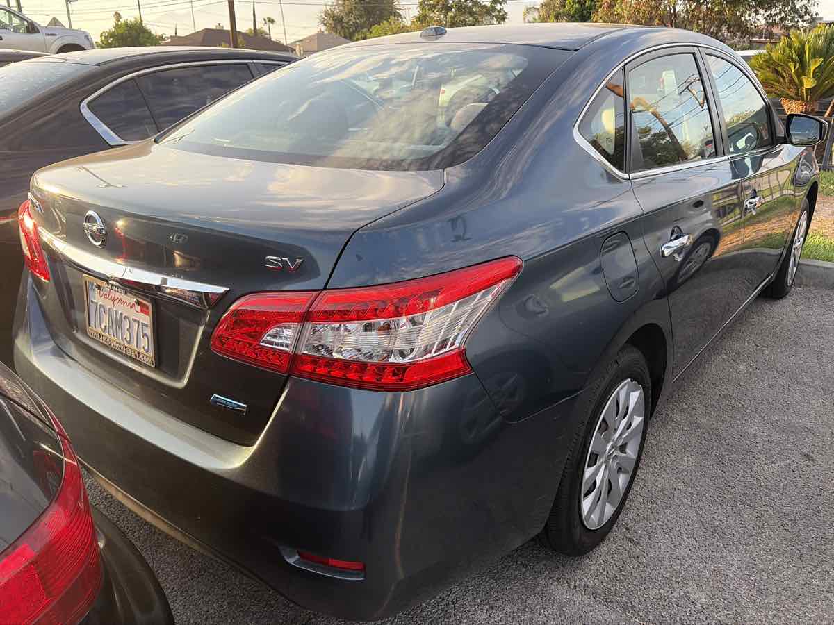 Nissan Sentra photo 4