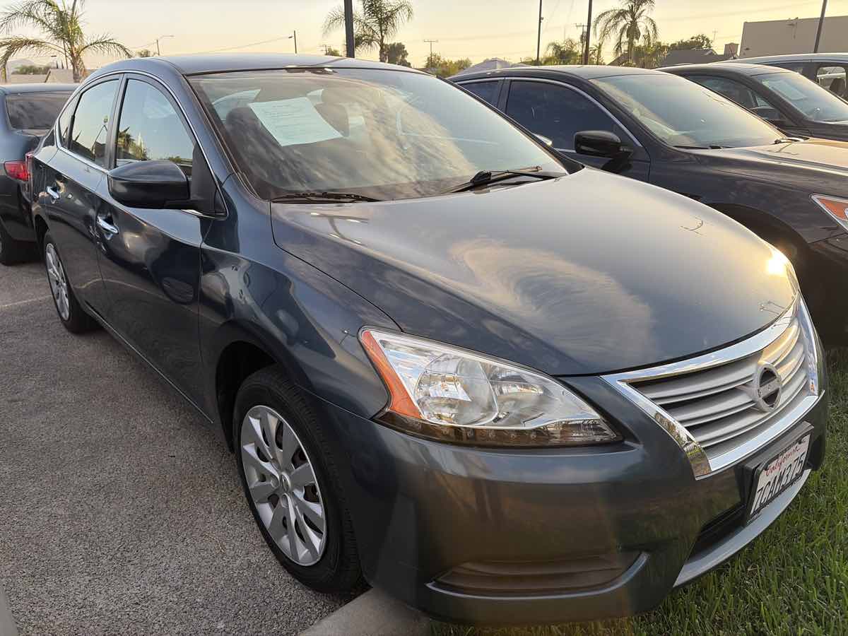 Nissan Sentra photo 5