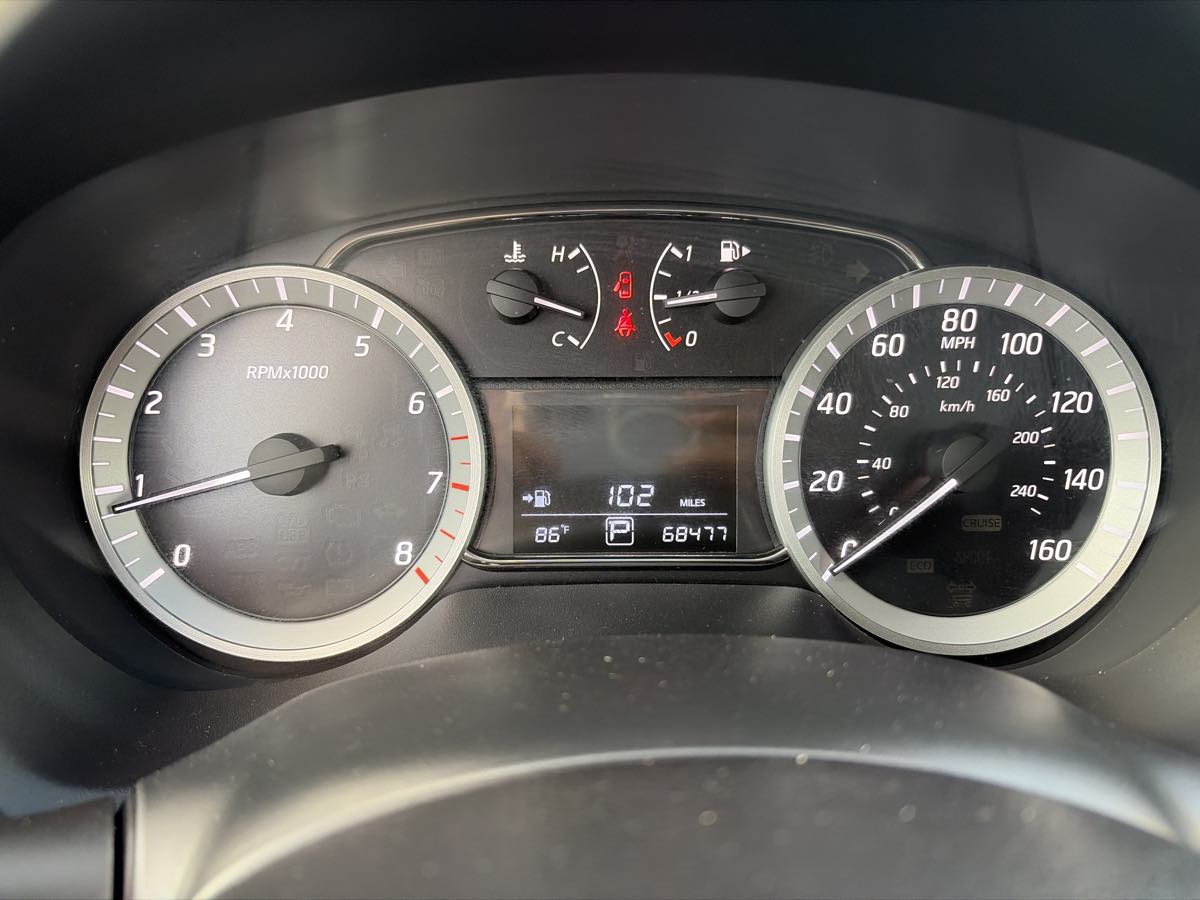 Nissan Sentra photo 37