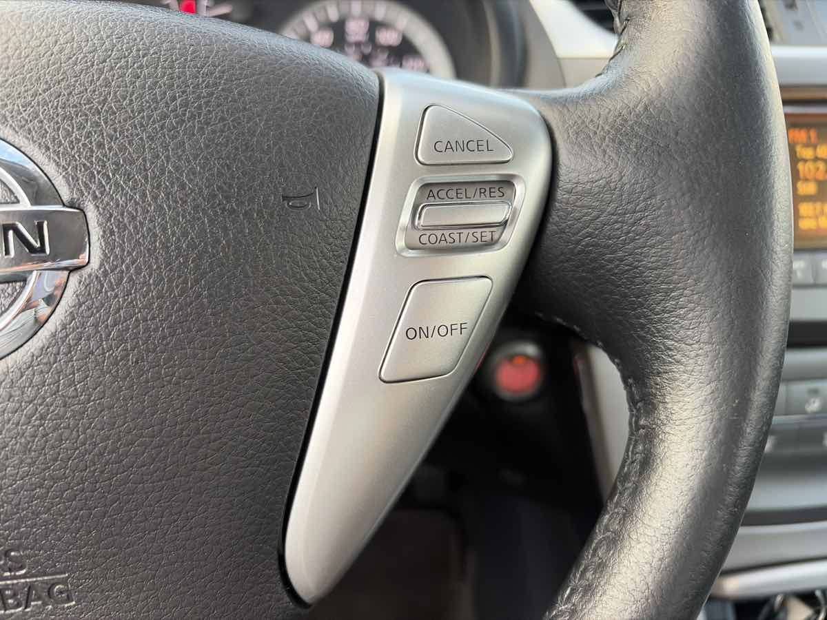 Nissan Sentra photo 40