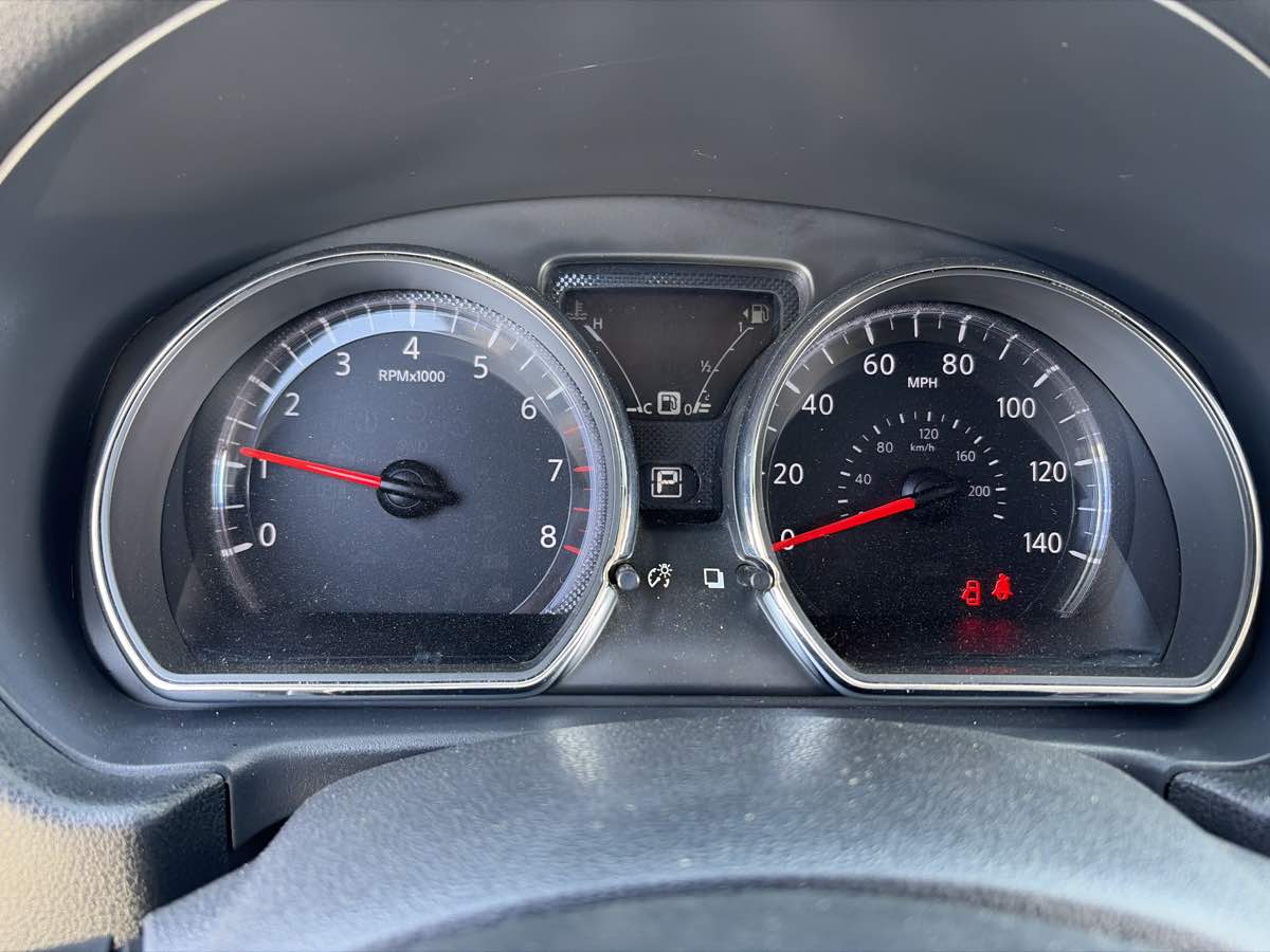 Nissan Versa photo 17