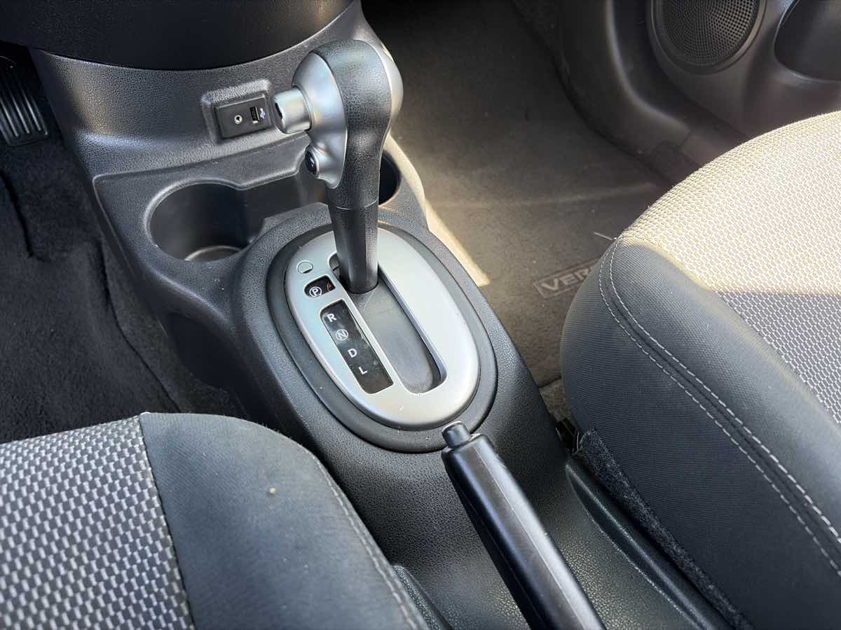 Nissan Versa photo 19