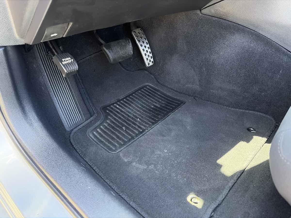 Dodge Charger photo 10