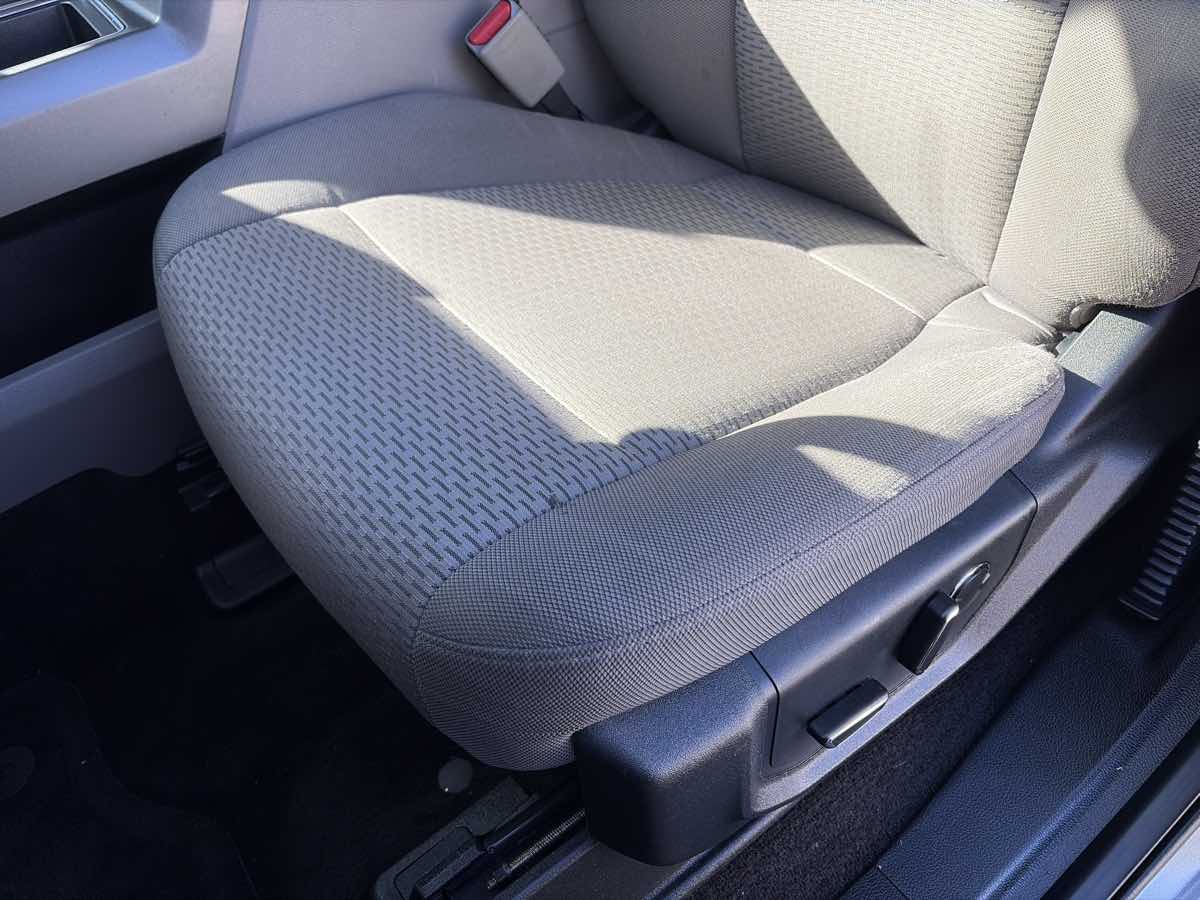 Ford F-150 photo 9