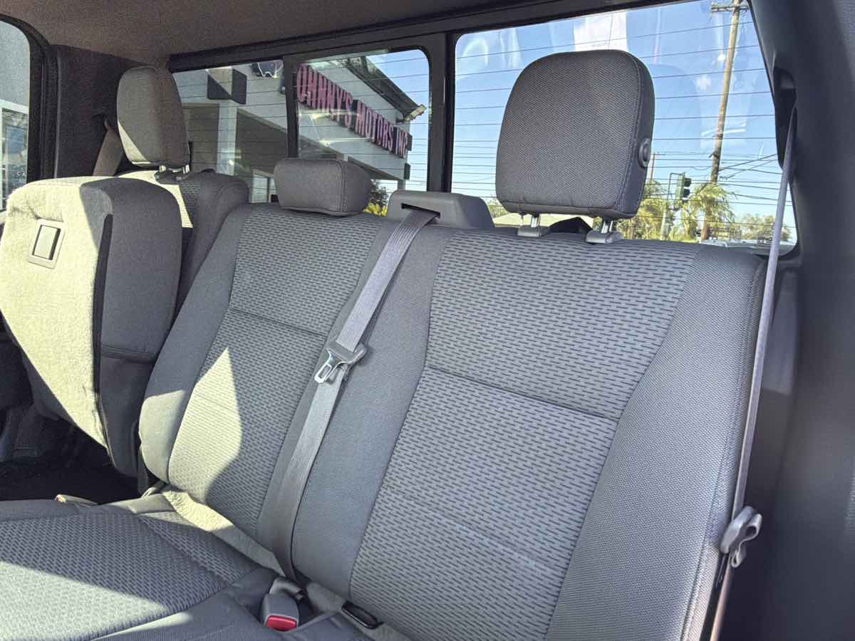 Ford F-150 photo 13