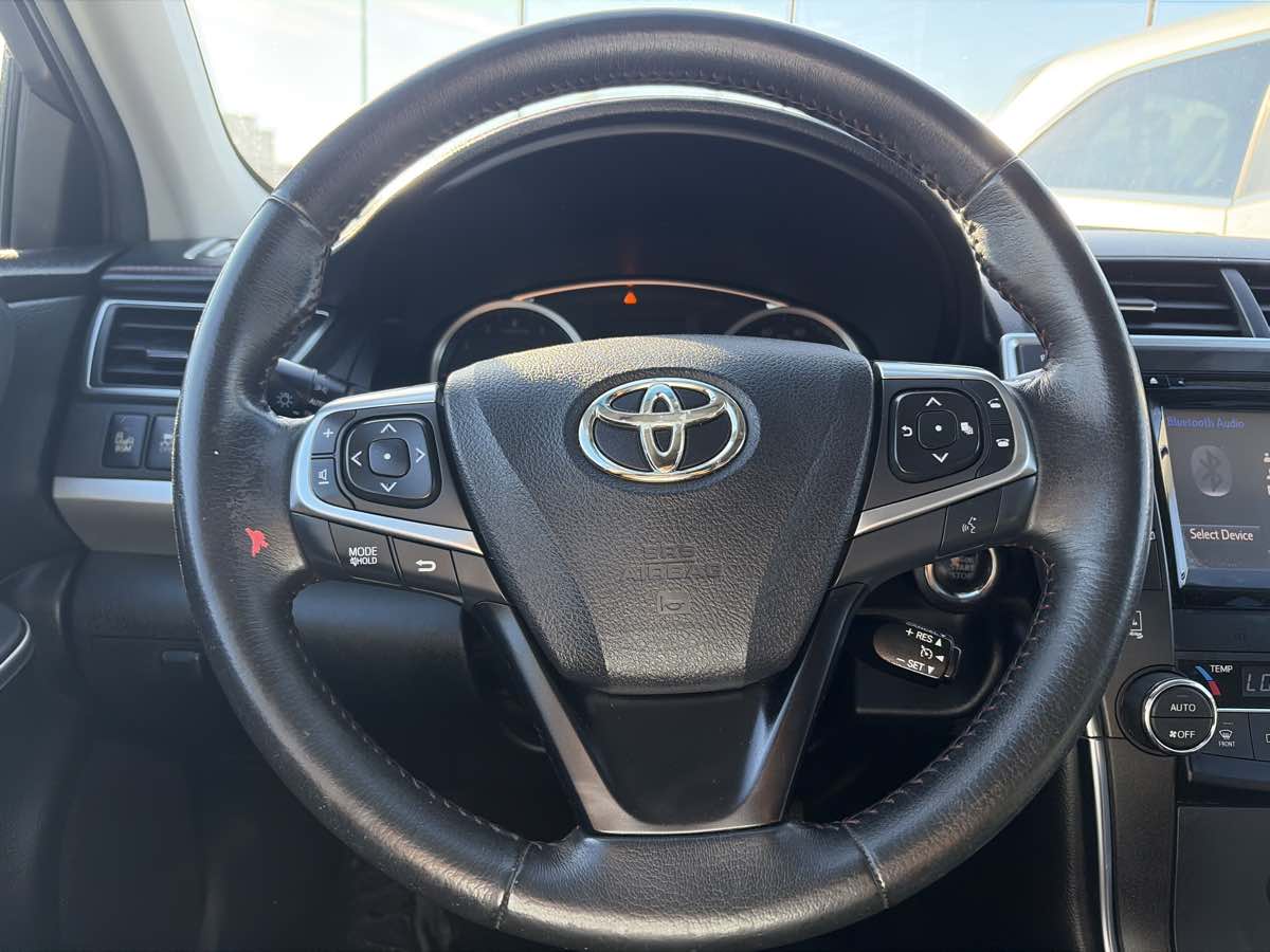 Toyota Camry photo 35
