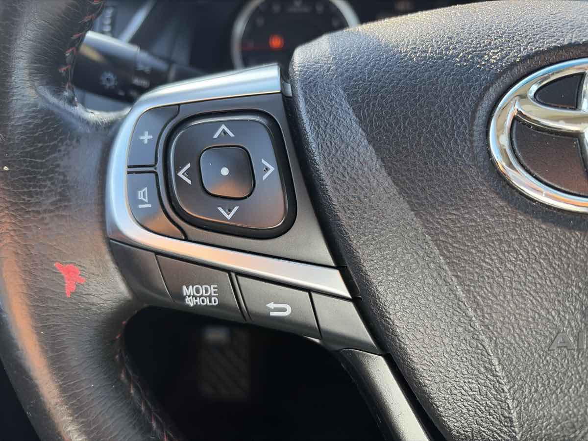 Toyota Camry photo 36