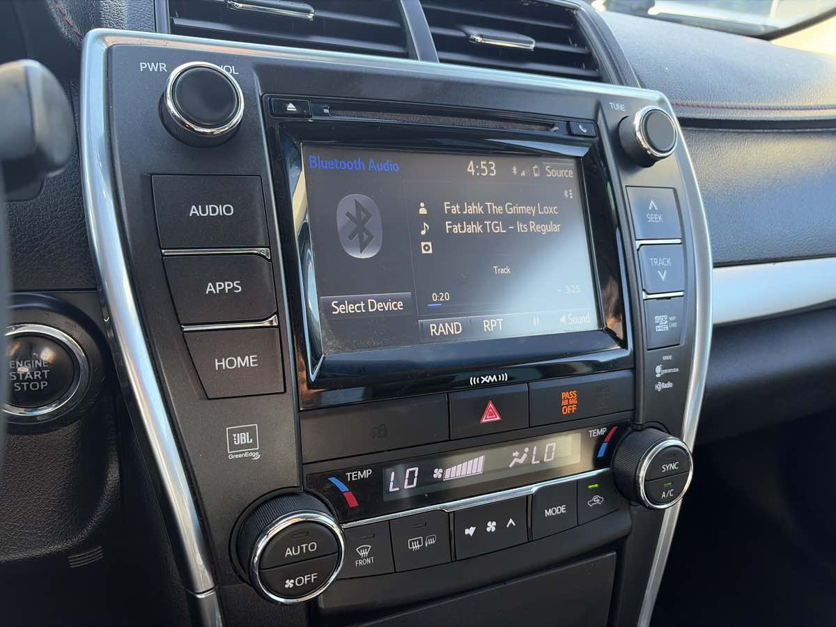 Toyota Camry photo 39