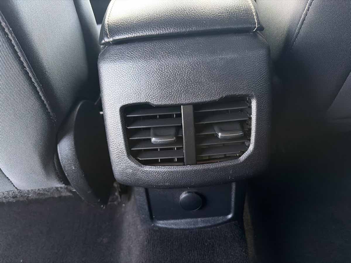 Ford Fusion photo 15